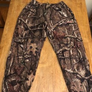 Camo Mossy Oak velvet pants